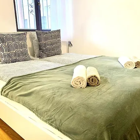Lägenhet St King 3br Spacious Budapest