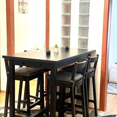 Lägenhet St King 3br Spacious *