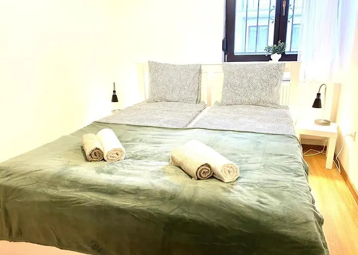 St King 3br Spacious *