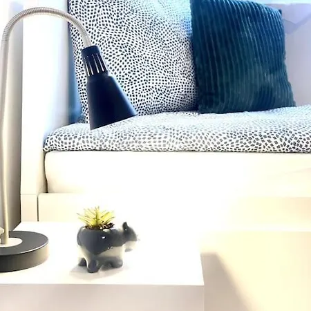 St King 3br Spacious *